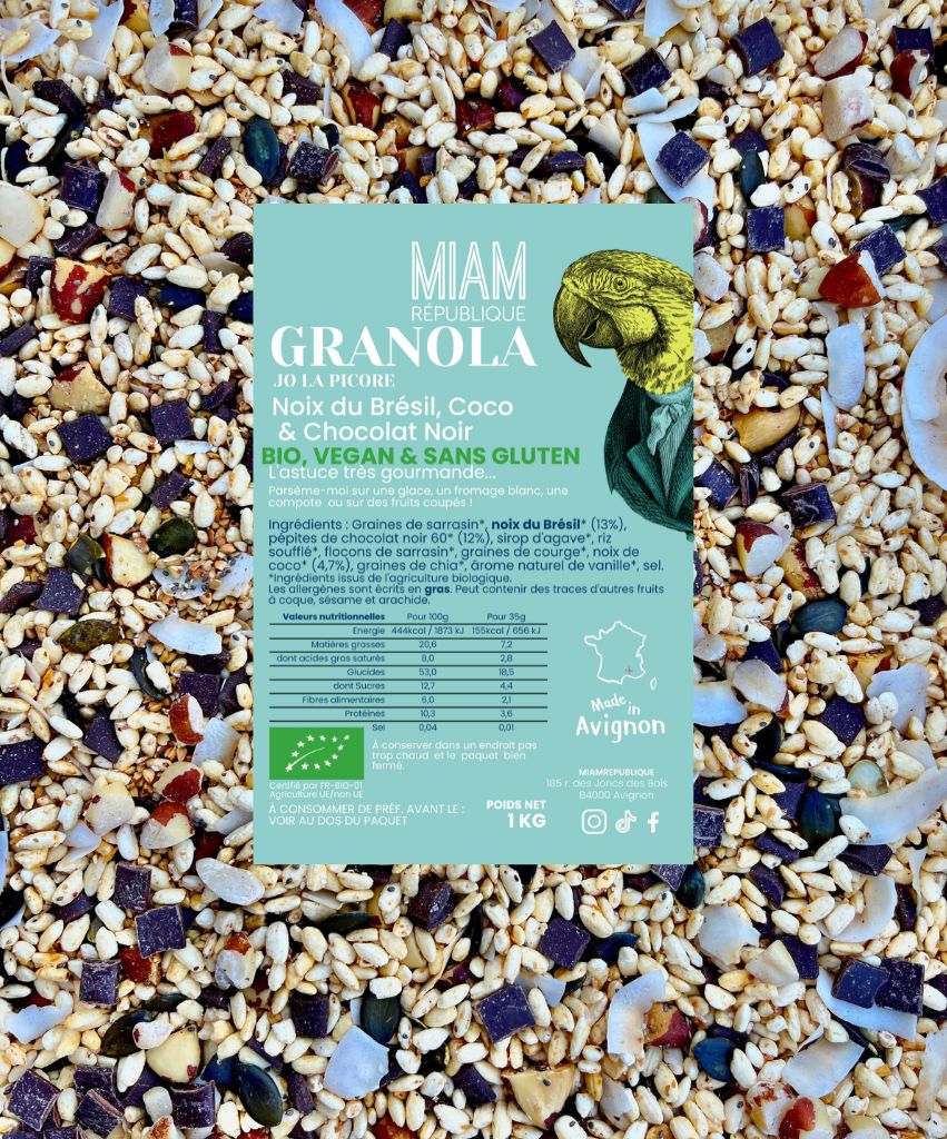 Granola Bio Premium - Croquez dans un mélange gourmand de noix du Brésil et chocolat noir équitables, avec de la coco fondante.
Bio, vegan, sans gluten, sans sucre raffiné.
Fabriqué en France.